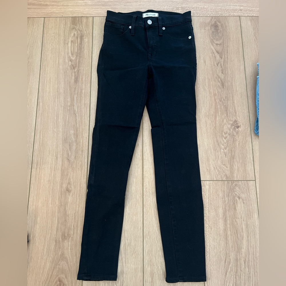 Madewell black skinny jeans.